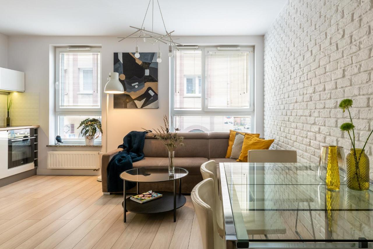Apartamenty-Wroc Golden House 브로츠와프 외부 사진